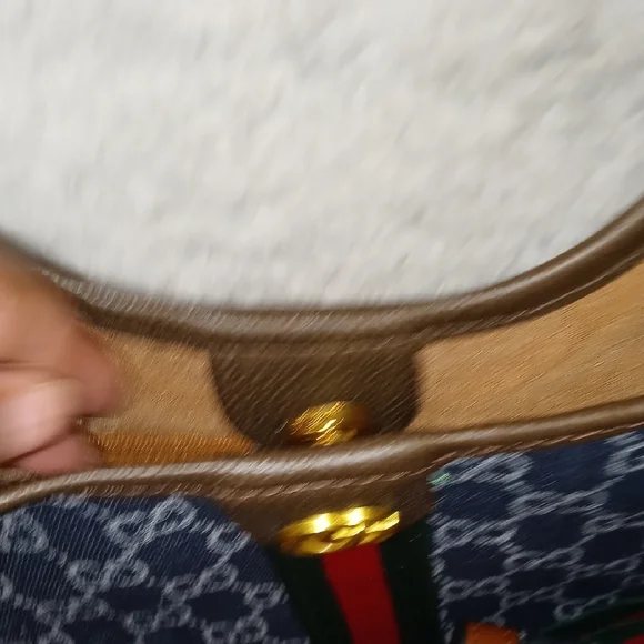 Gucci Blue Denim Shoulder Bag with Cherry Lime Strap Webbing - Picture 6 of 15